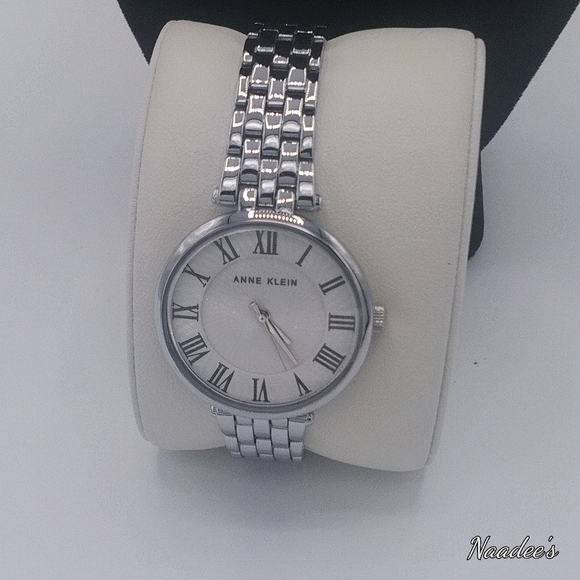 Women's Silver-Tone Bracelet Watch 32mm - Picture 3 of 4